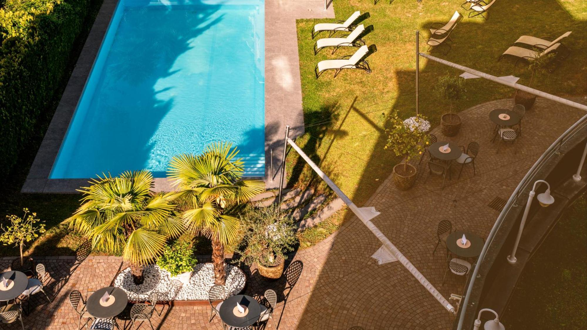 Hotel Villa Laurus Merano Bagian luar foto