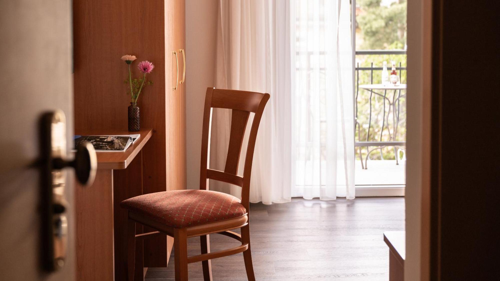 Hotel Villa Laurus Merano Bagian luar foto